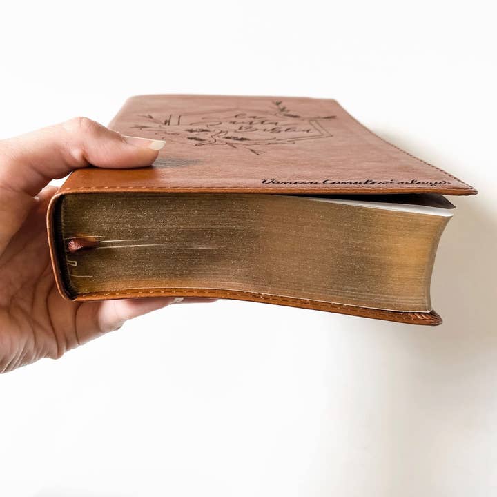 Joy Creative Bibles - Wholesale Religion - ESV/RVR Bilingual Bible - La Santa Biblia3