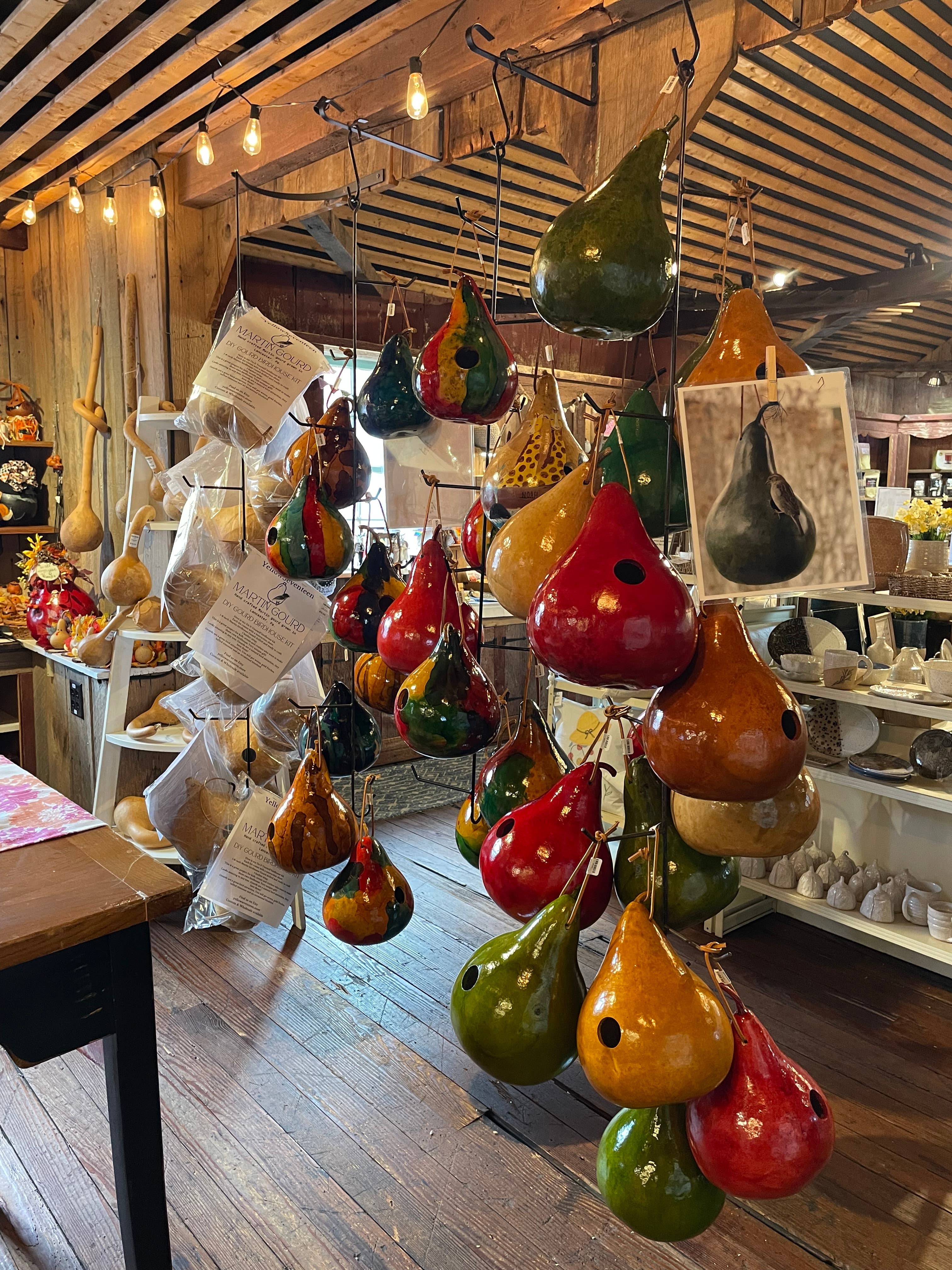 YellowSeventeen – wholesale Bird house – Gourd Birdhouse Stained 7 Colors Case of 108