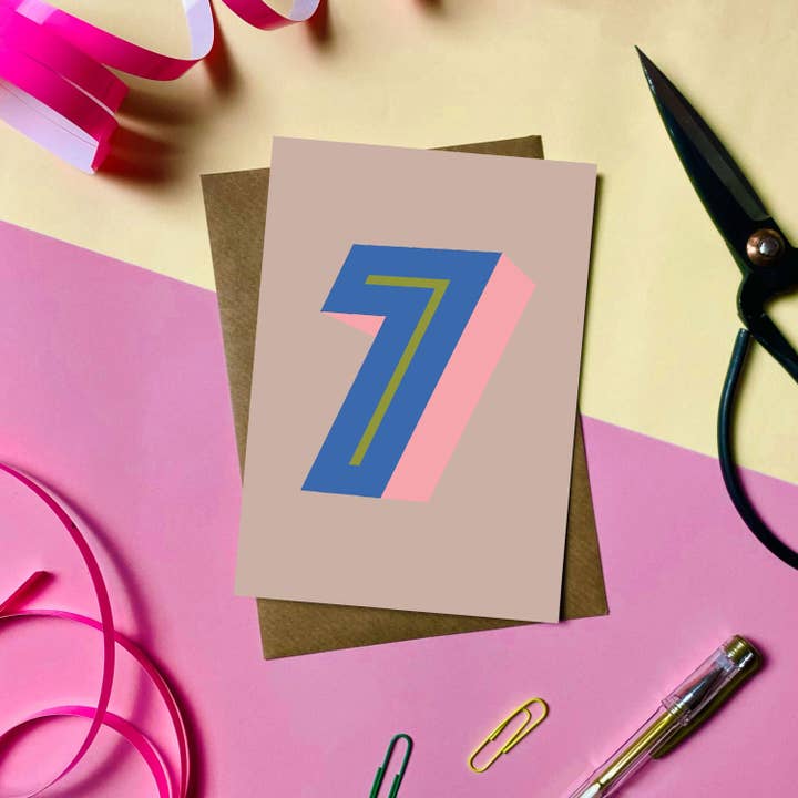 Carte d'anniversaire POP 7 ans pour la vente par Max Made Me