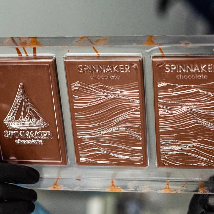 Spinnaker Chocolate - Wholesale Chocolate - 58% Colombia Dark Oat Milk2