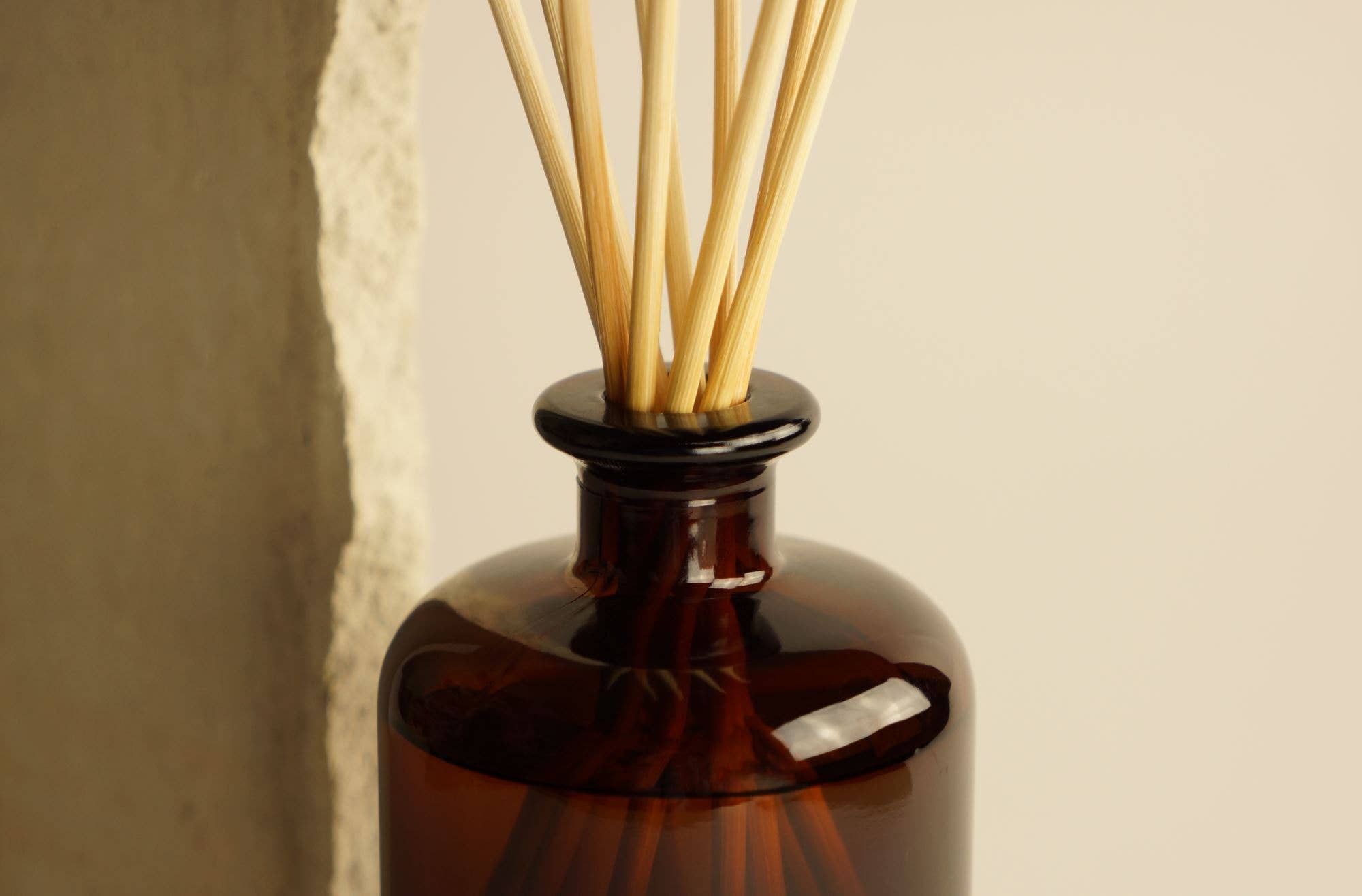 SEVENREEDS - Wholesale Reed Diffuser - THE OLPHACTORY SOUR MAPLE Reed Diffuser 500ML4