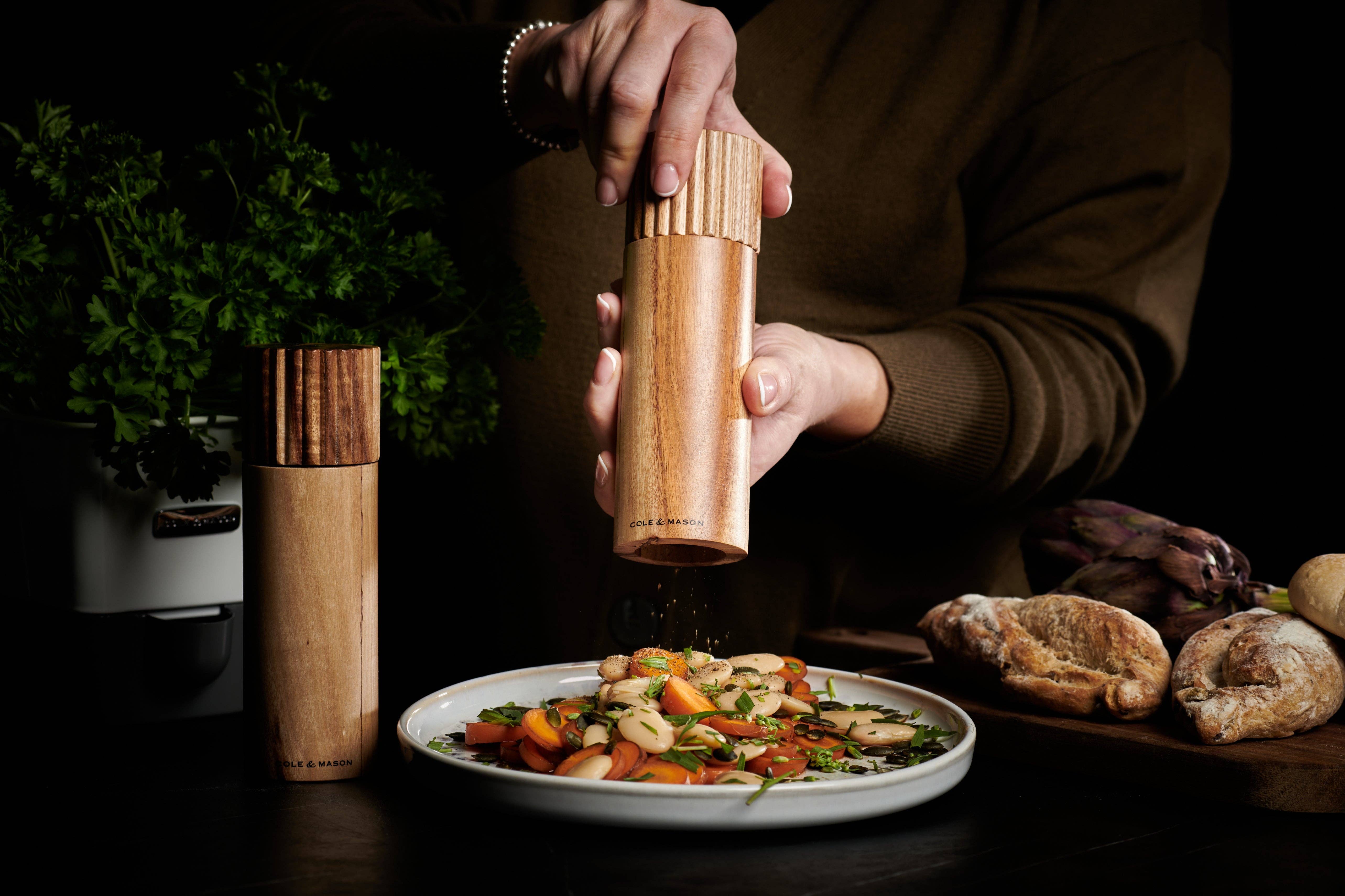 DKHB [Zyliss, Cole & Mason, Swissmar, AdHoc, Ken Hom] - Wholesale Salt & Pepper Shaker Set - Cole & Mason Galloway Acacia Salt & Pepper Mill Set1