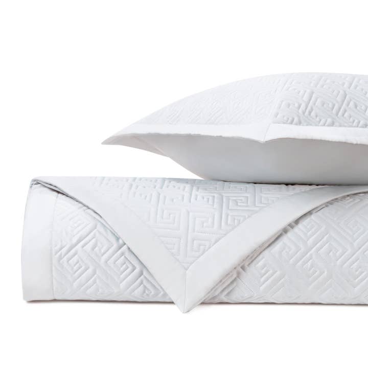Troy Courroie matelassée pour la vente par Home Treasures Linens