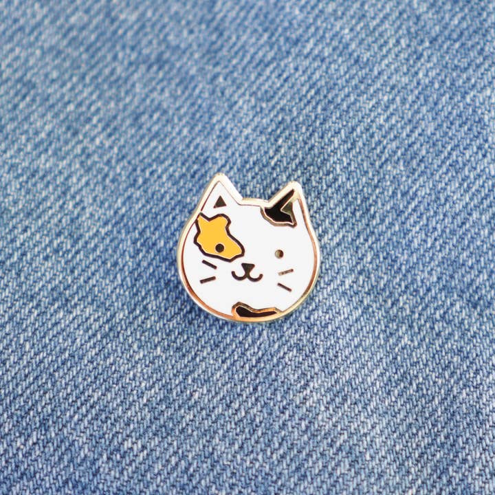 Everyday Olive - Wholesale Lapel Pin/Button - Kitty Pin12