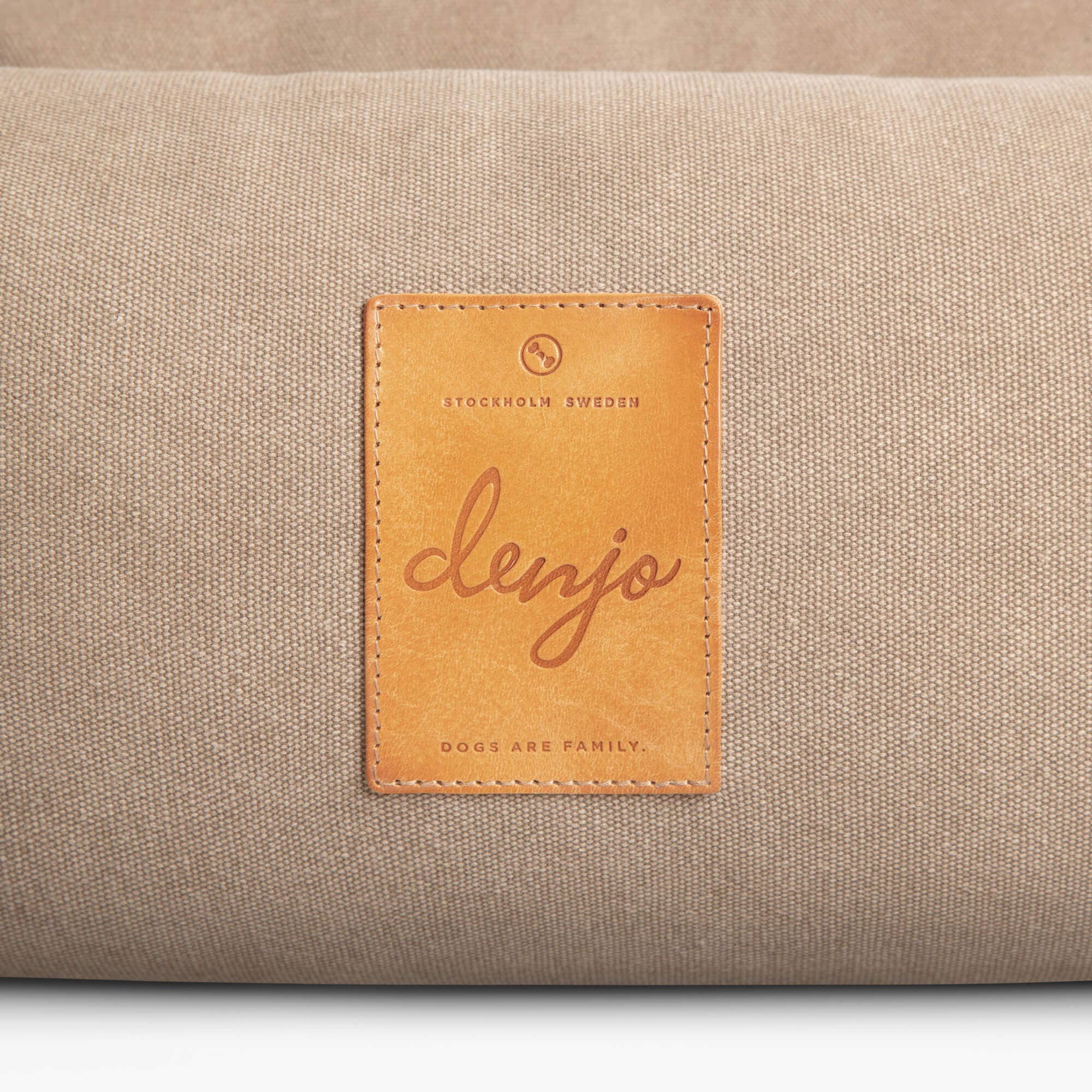 Denjo Dogs – wholesale Pet bed – Dog – Dog Bed Classic Nest with Leather Details Sand Beige7
