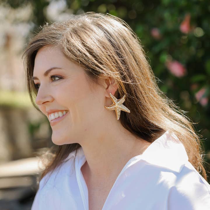 Brincos estrela do mar de ouro por atacado de Allie Beads