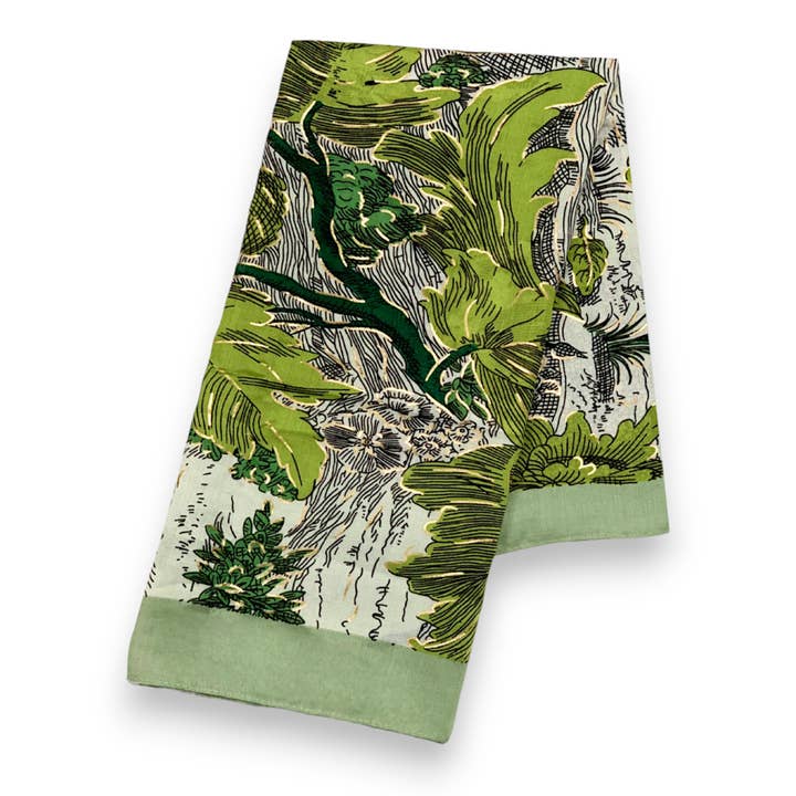 Lili Scarves (US Duty Free) – wholesale Scarf – Women's – Nature Art Print Scarf8