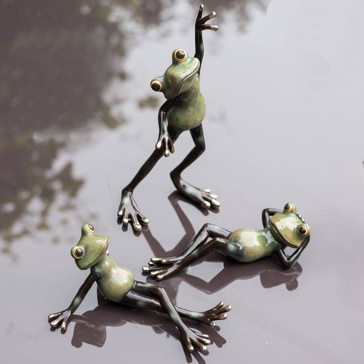 Bentley & Bo - Venta al por mayor Figura decorativa - Mad Frog - Posición acostada