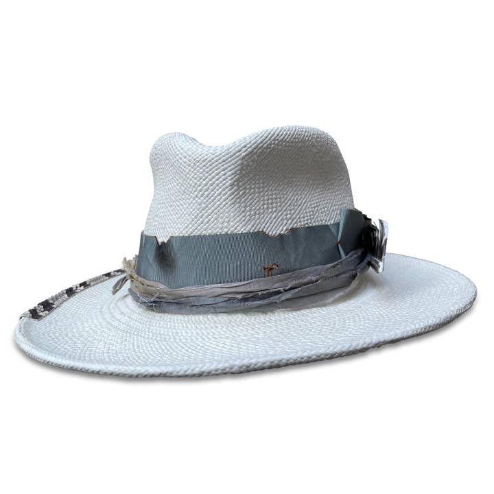 Bleach Panama Super Pinch - Straw Fedora for wholesale on Faire