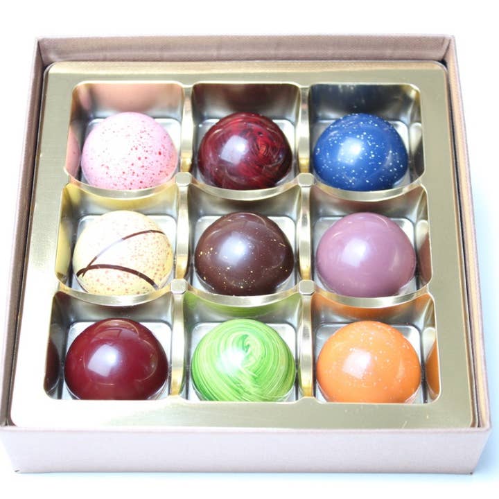 9-styks signaturudvalg for engroshandel hos Sebastian Kobelt Chocolatier