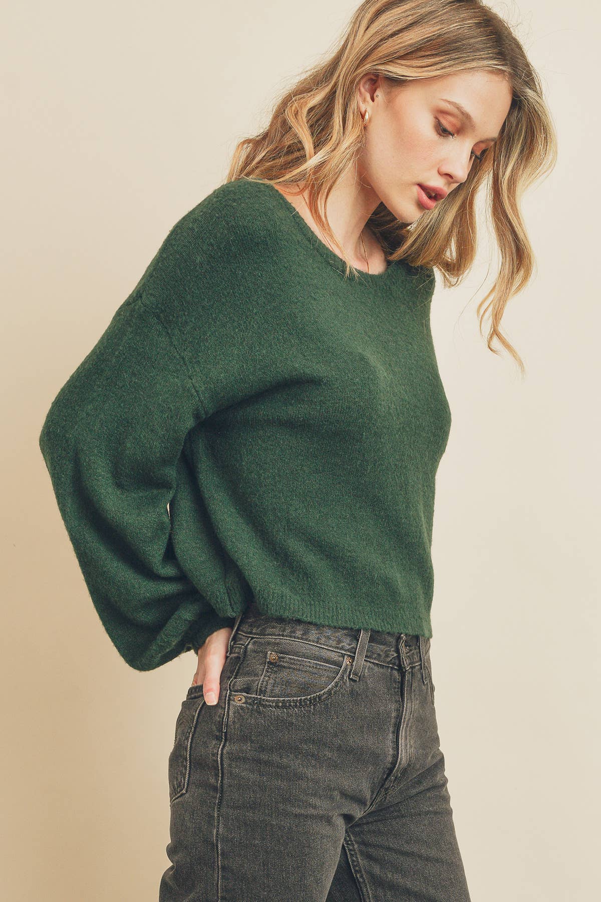 Dress Forum – wholesale Knitted jumper – Women′s – FW2546 Soft Bubble Sleeve Sweater16