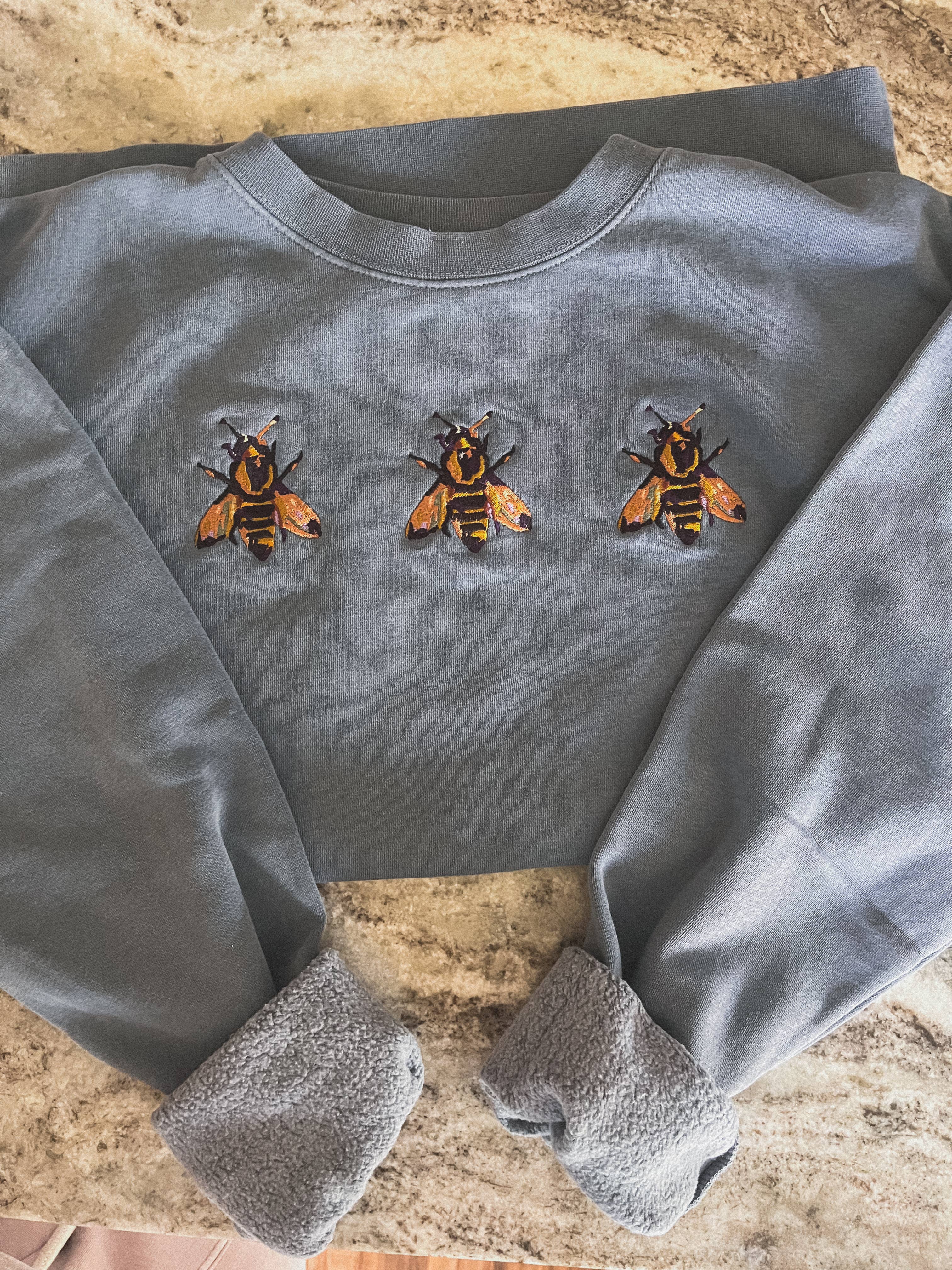 BrickandBarley - Wholesale Sweatshirt - Women's - Embroidered Bumble Bee Sweatshirt3