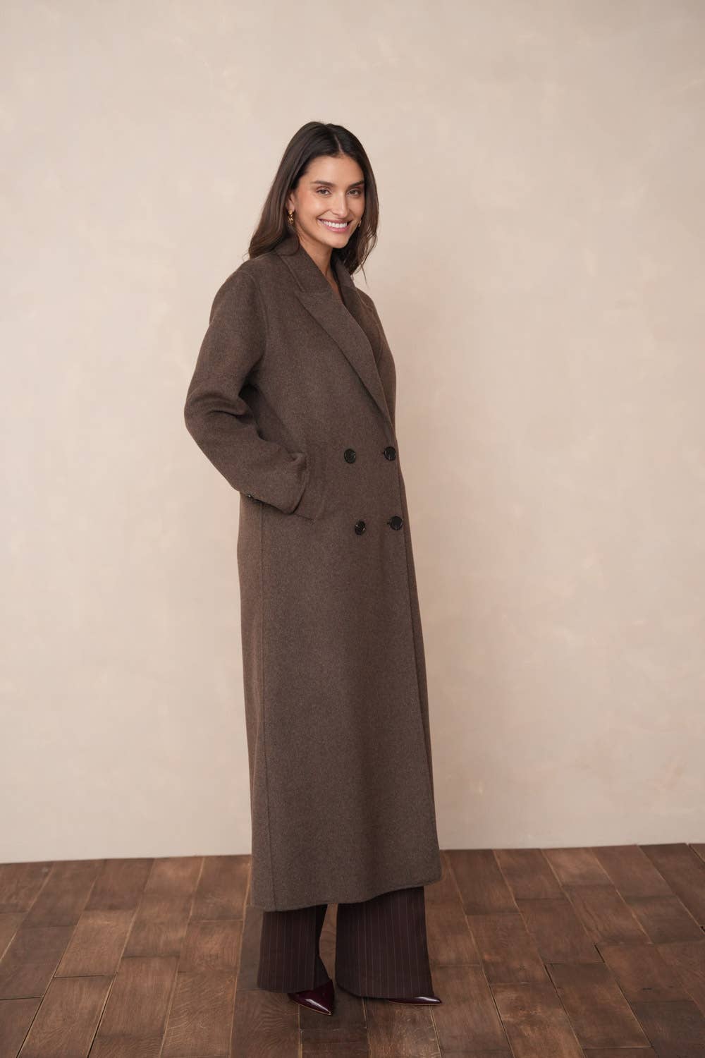 Attentif Paris – Großhandel Mantel - Damen – Extra langer, handgenähter Oversize-Mantel aus Wollmischung73