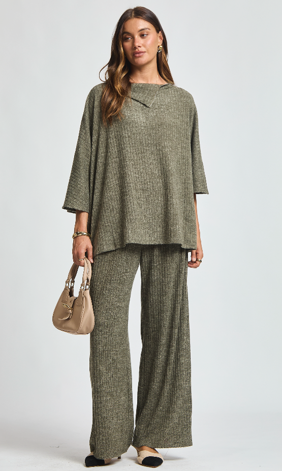 Dear Scarlett - Wholesale Lounge Set - Women's - Brushed Ribbed 2-Piece Poncho & Pant Set12