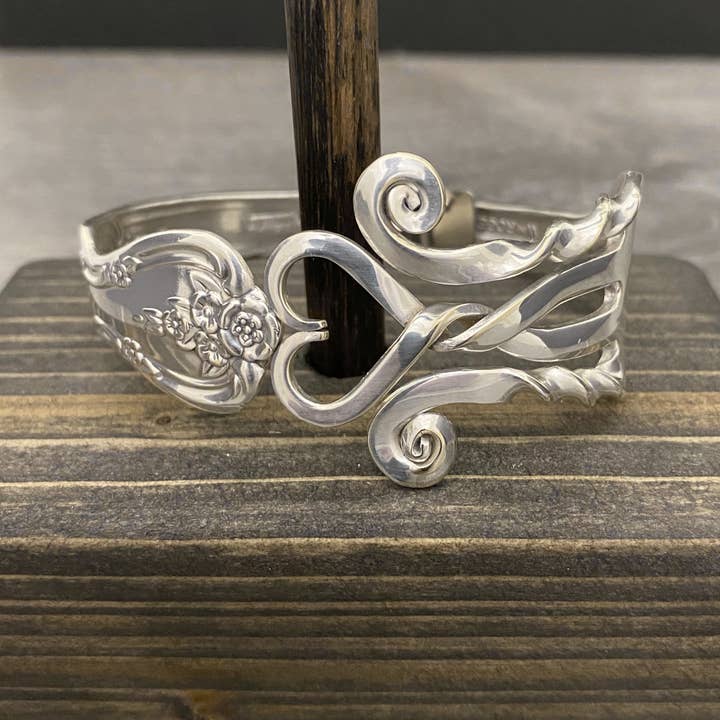 'Romance' Premium Fork Bracelet for wholesale by Marchello Art