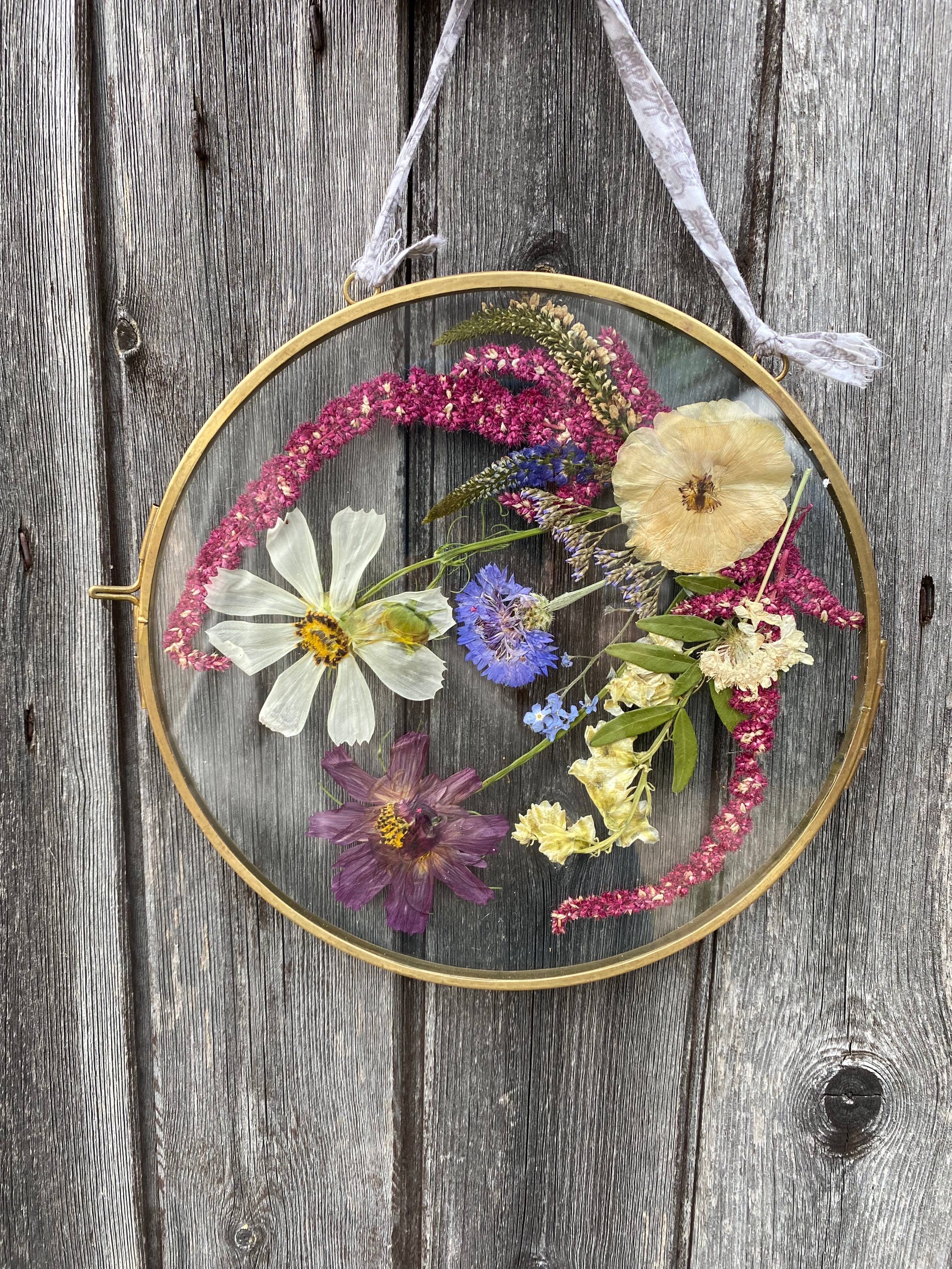 Elsker Creations – wholesale Picture frame – Pressed Flower Frame3