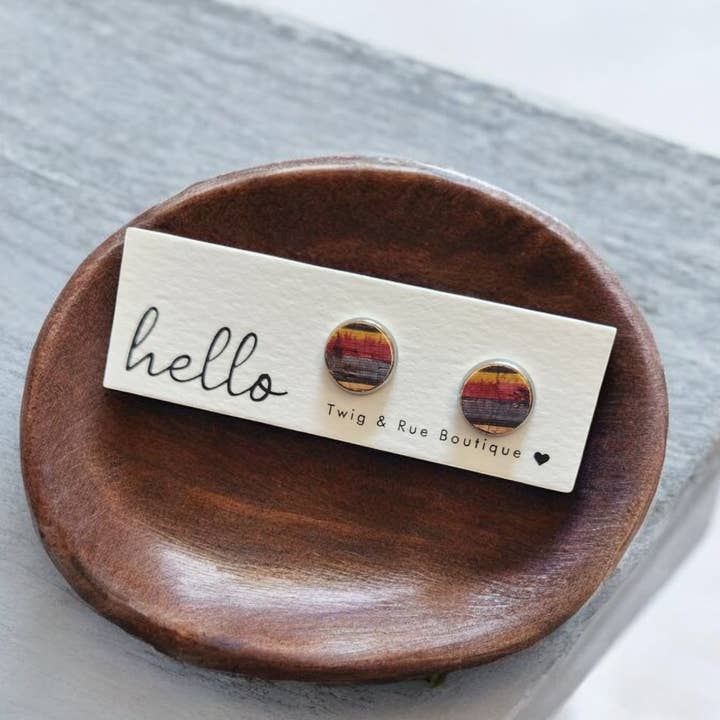 Twig & Rue boutique – Brincos de pino por atacado – Alças de botão em couro | Coleção de padrões11