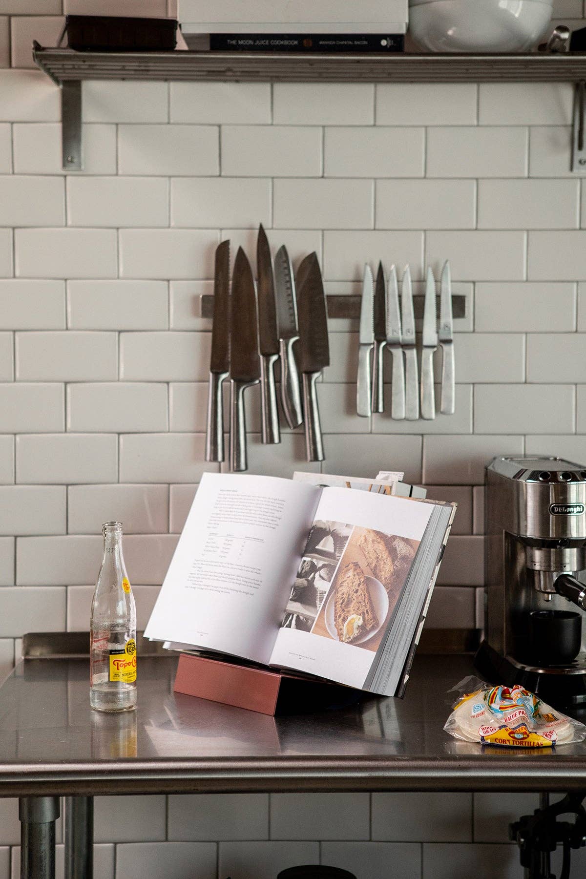 Upton - Wholesale Magazine Rack - LP Stand - Rose2