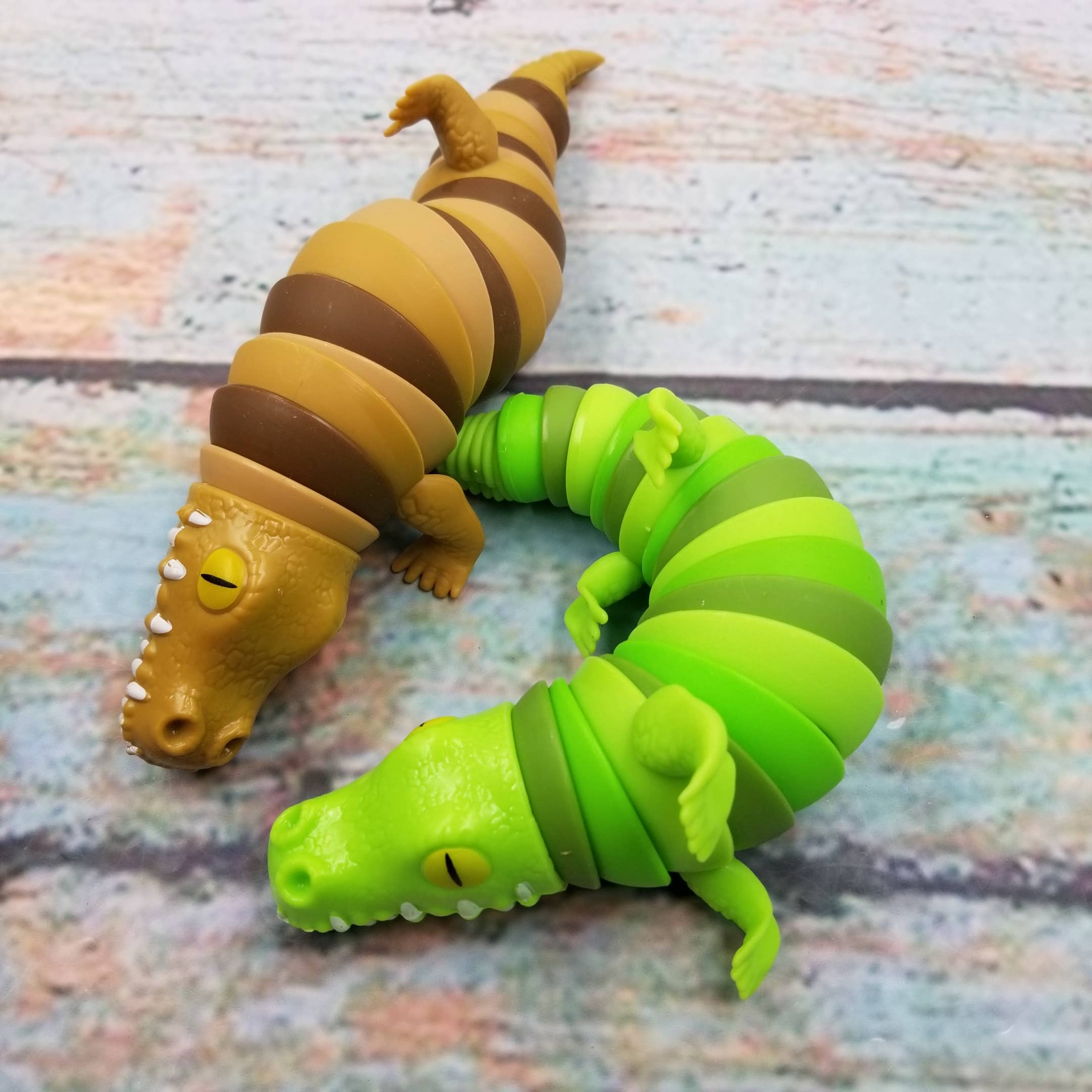 MIAS SHOP – wholesale Fidget toy – Kids – Crocodile Sensory Fidget StressRelief Slug Toy5