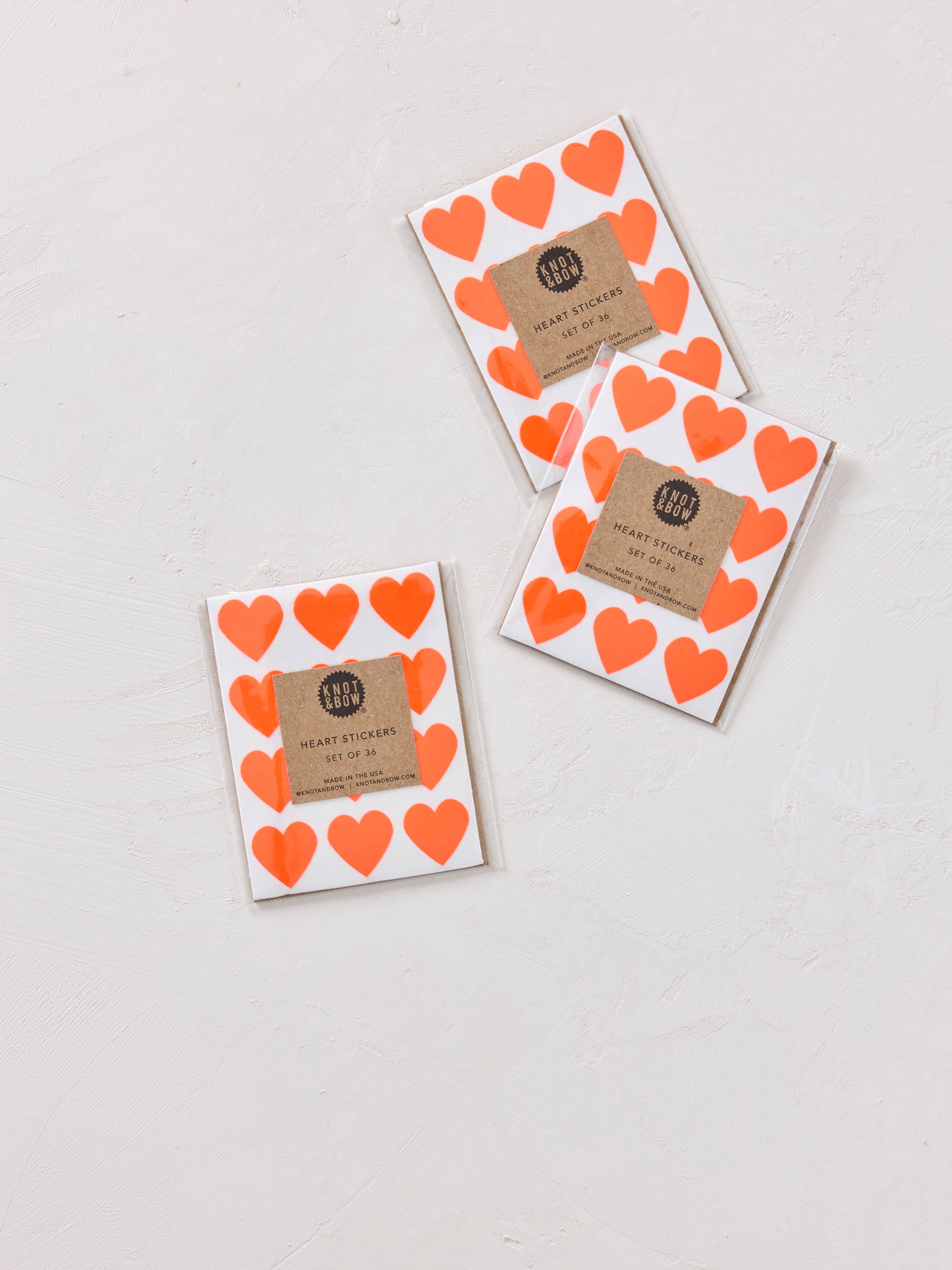 Knot & Bow – Großhandel Aufkleber – Neonrote Herz-Aufkleber