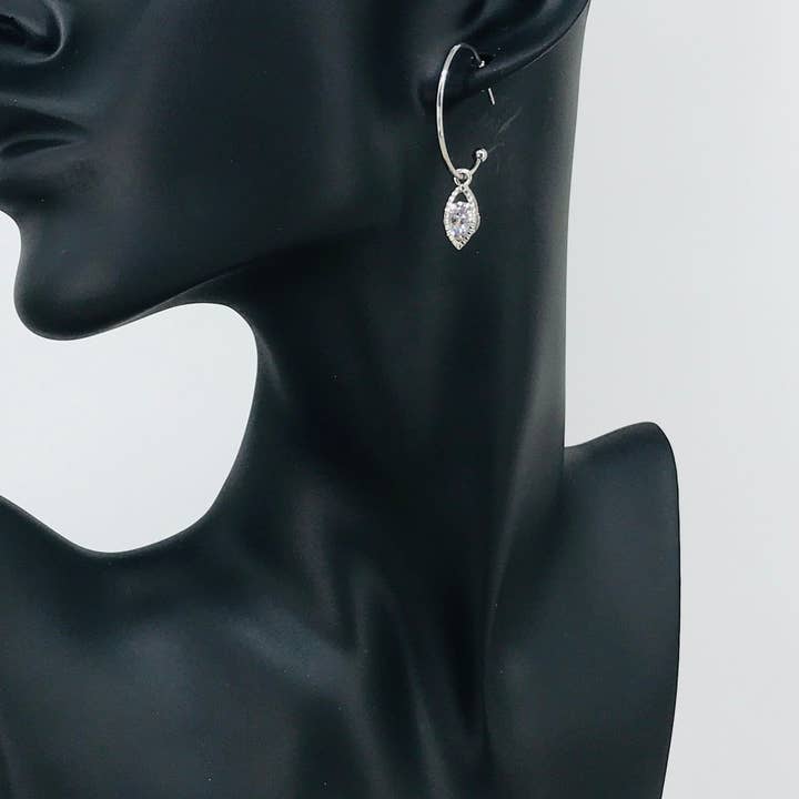 Magnolia & Peach Jewelry Boutique, LLC - Wholesale Dangle Earrings - Ariana Stud Hoops1