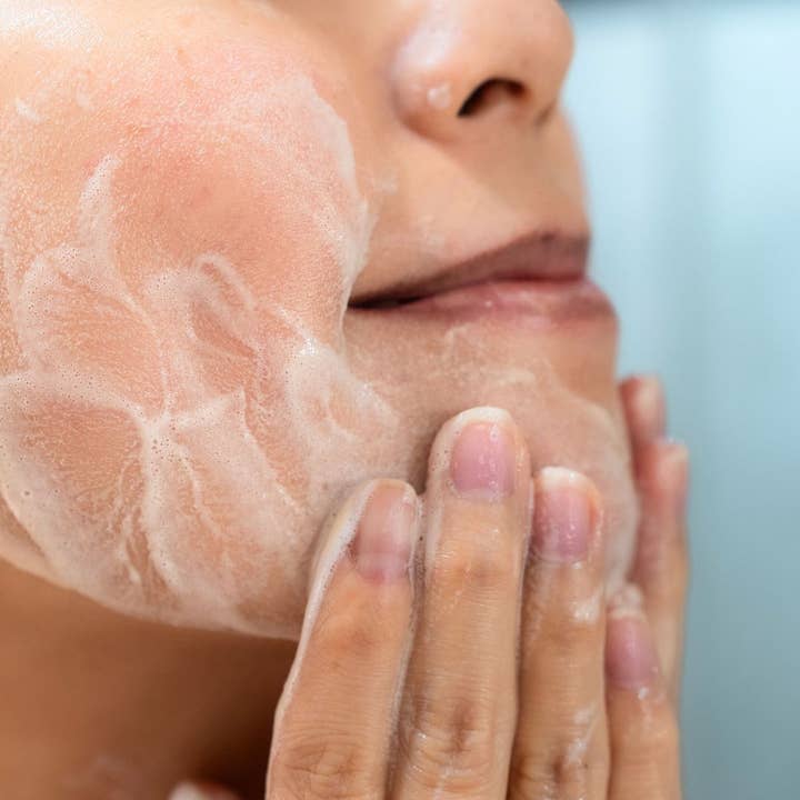 JUARA Skincare - Wholesale Facial Cleanser - Sensica Gel Cleanser, 3.3oz4