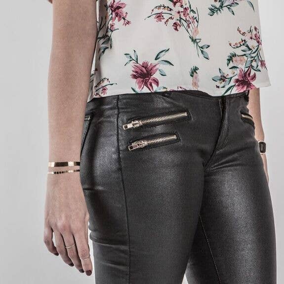 Bernard Forever - Wholesale Temporary Tattoo - Golden temporary tattoos - Golden angle1