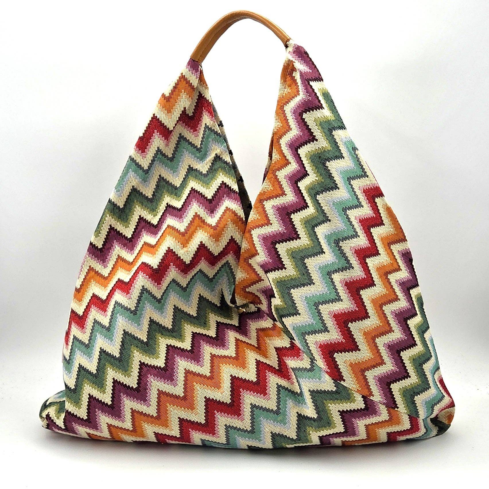 Tempest Designs - Wholesale Shoulder Bag - Women's - Large 'Missoni' style zig zag tapestry effect shoulder bag with leather handle0