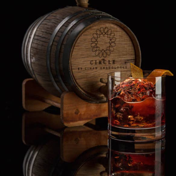 Callwey GmbH - Wholesale Mixology & Beverage Book - Bar Bible (German Language)10