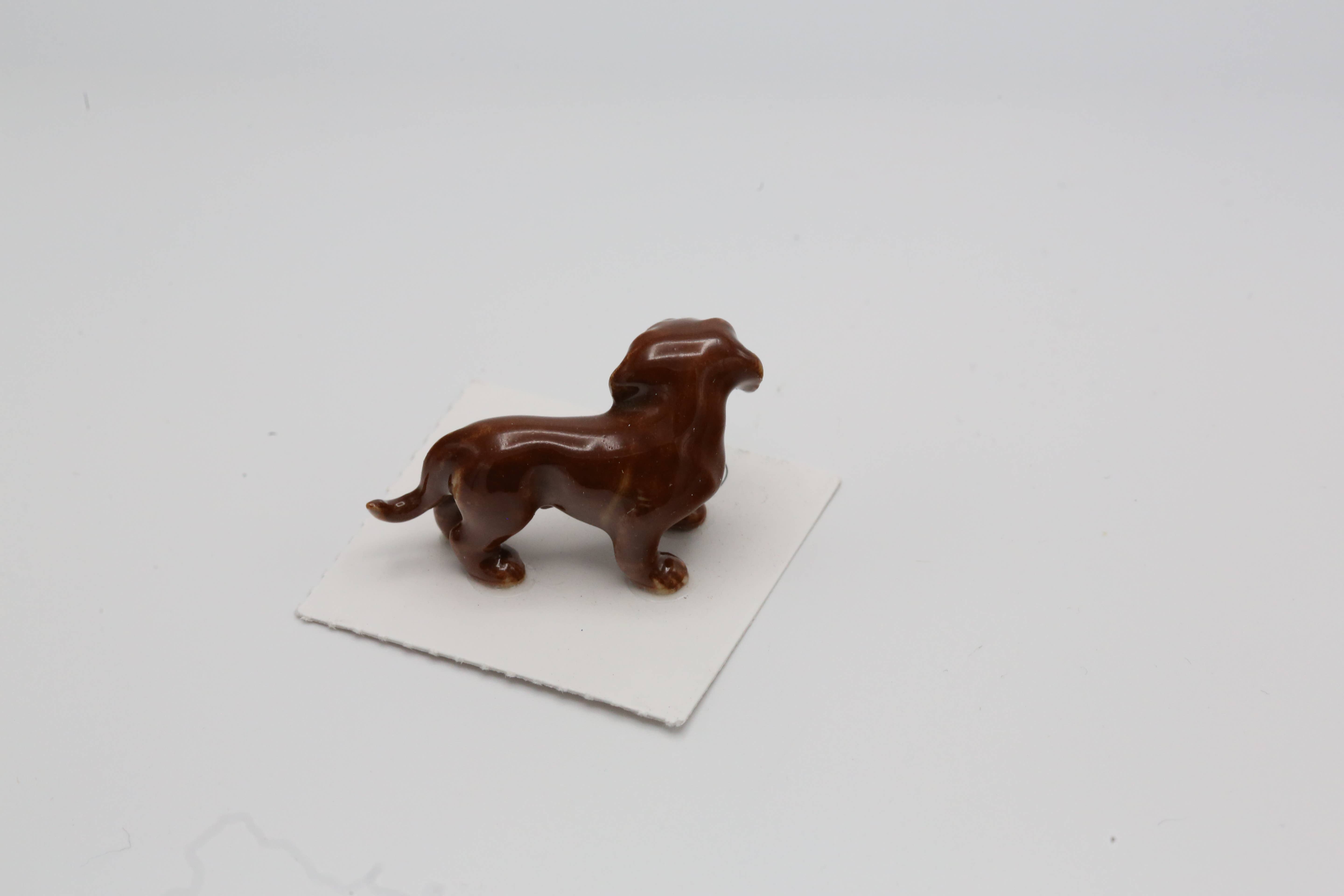 Little Critterz - Wholesale Decorative Figurine - Julie Red Dachsund Porcelain Miniature1