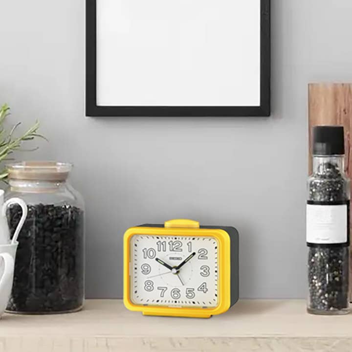 Seiko Clocks USA - Vente Réveil - Réveil Akarui, jaune1