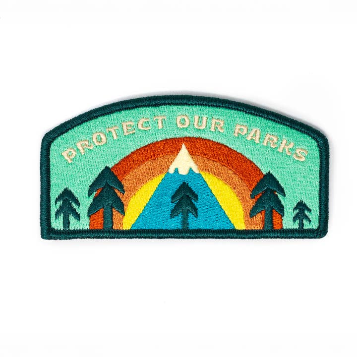 Patch - Bescherm onze Parken Regenboogbos Opstrijkbaar voor wholesale door Ello There Outdoors