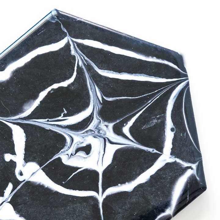 Spindelvæv Bordskåner - Sæt med 4 for engroshandel hos Vixen Hollow Arts