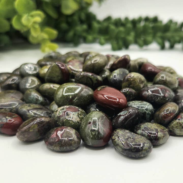 Pedras Roladas de Sangue de Dragão 10-20mm (0,5kg/1,1 lbs.) por atacado de Meraki Gemstones