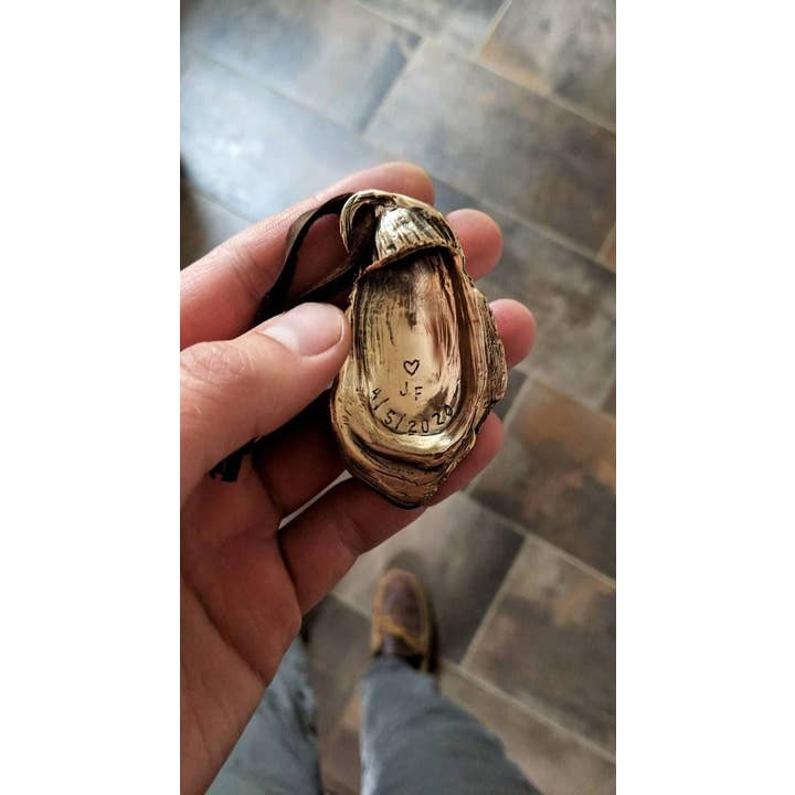 Xenos works - Wholesale Bottle/Wine Opener - Oyster Shell Bottle Opener3