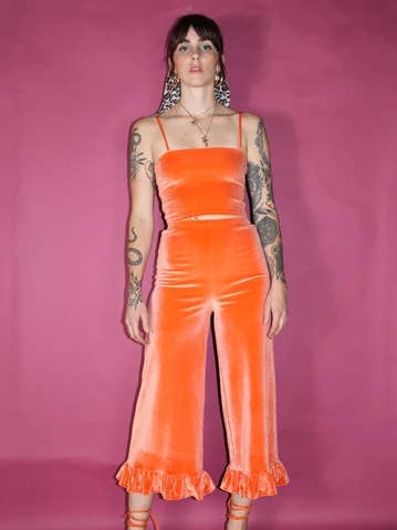 Bas Luna pour la vente par K.S. Garner