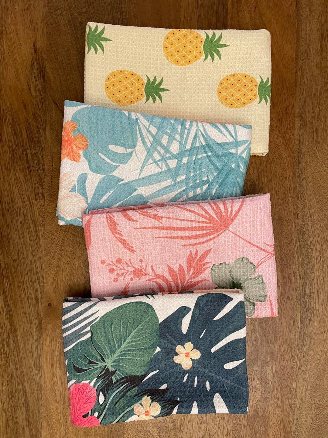 RHB HAWAII – wholesale Tea towel – Sweet Pineapple Tea Towel4