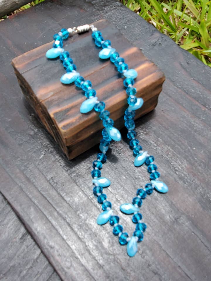 Geknoopte Edelsteen Ketting Kristallen voor wholesale door Sassy Wahine Designs