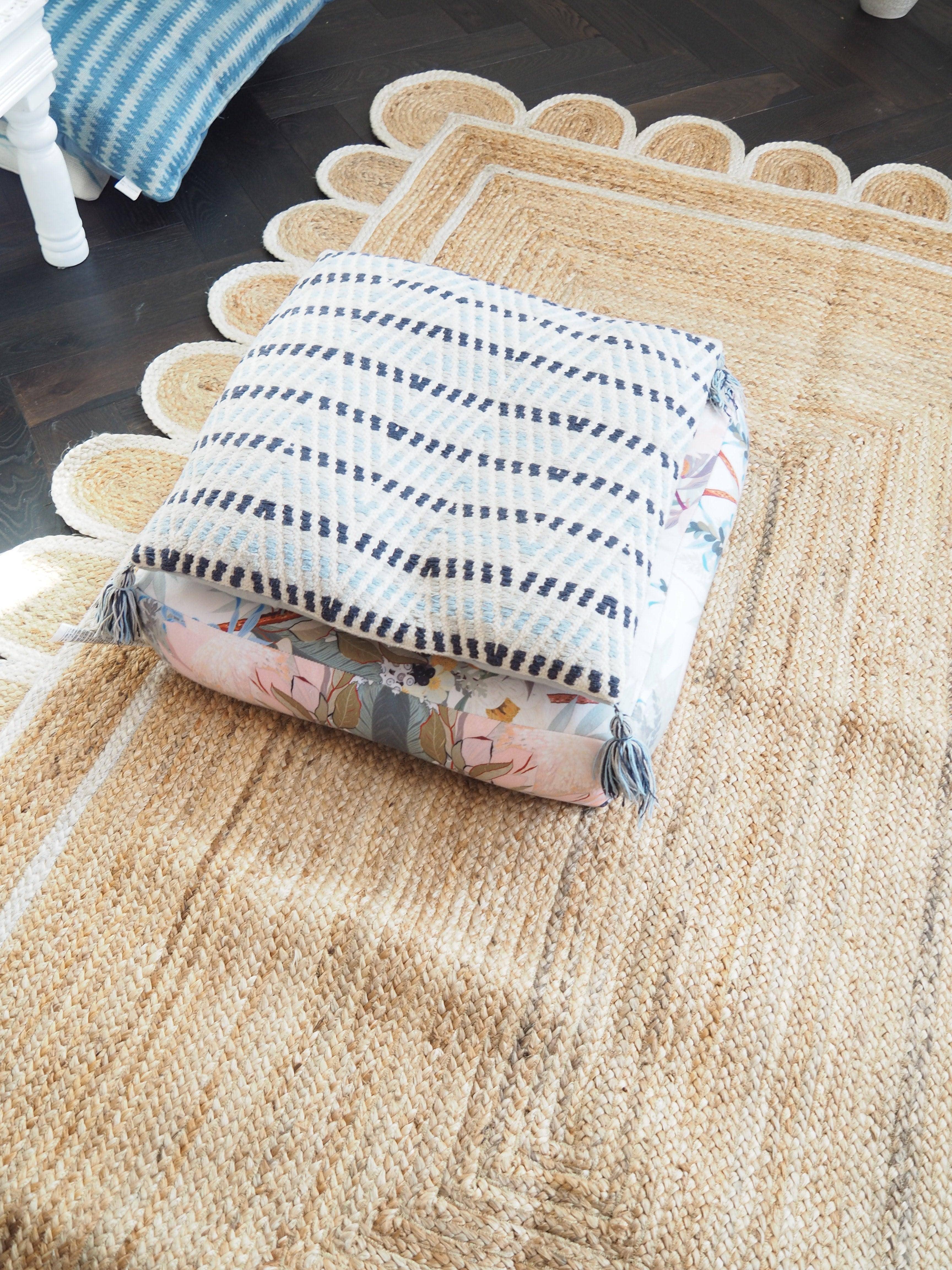 Maia Homes - Venta al por mayor Alfombra pequeña - Alfombra de yute festoneada blanca hecha a mano2