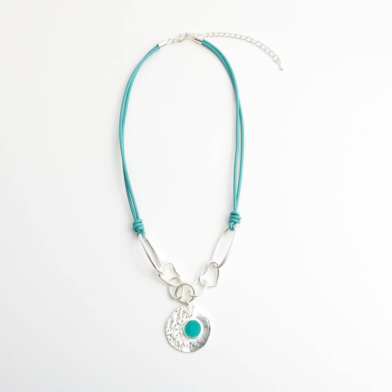 Accessoires by KHB - Wholesale Pendant/Charm Necklace - short chain3