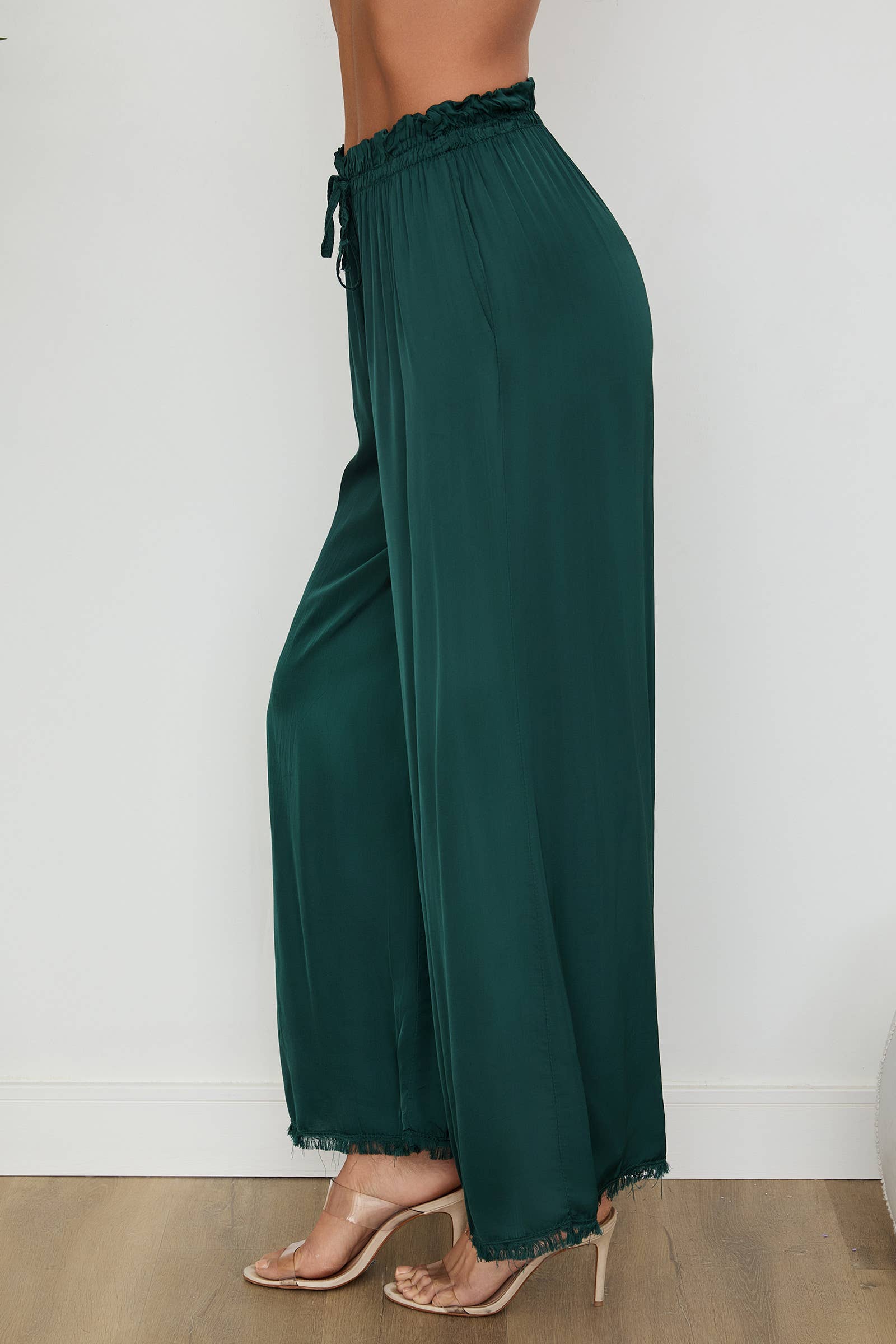 VENTI6 - Vendita all'ingrosso Pantalone - Donna - PANTALONI A GAMBA LARGA CON ORLO A FRANGE IN SETA ITALIANA (6109)23