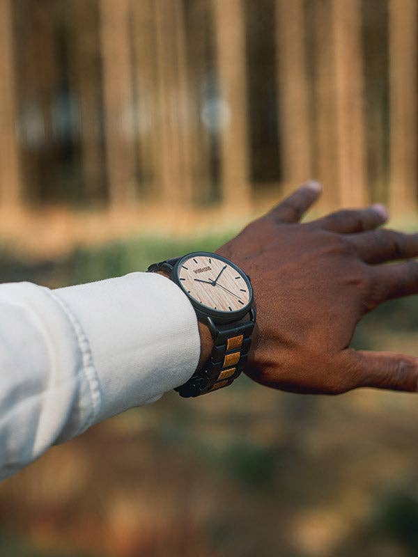 Wood&Chic – wholesale Armbandsur - Herr – Mäns trä kvarts klocka - Rambutan4