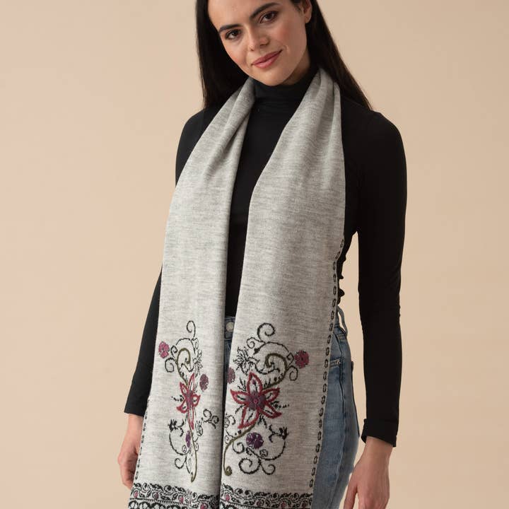 WUAMAN - Alpaca - Wholesale Scarf - Women's - Emilia Alpaca Scarf | Hand Embroidery | Floral6