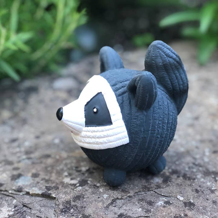 HuggleGroup - Vente Jouet couineur – chien - Jouet ballon Reggie Raccoon Ruff-Tex® pour chien, grand modèle2