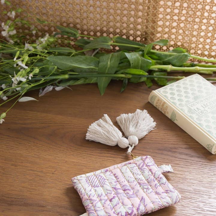 Jardín de Margaritas Rosadas Bolsa Lois - Borlas - flores - rosa - violeta de venta al por mayor en Faire