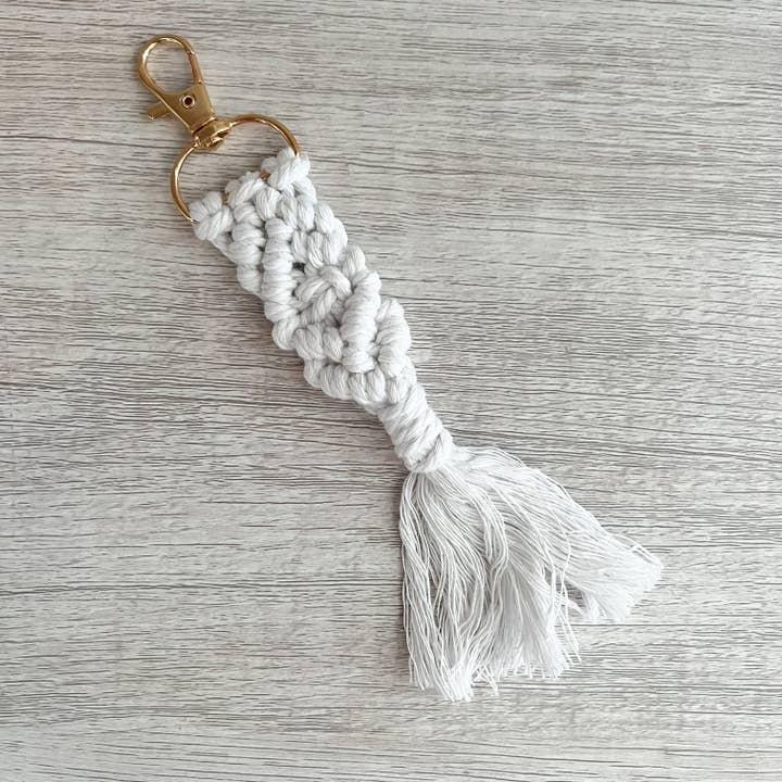 Sweettine Wholesale - Wholesale Keychain - Women's - Macrame Fringe Key Chain
