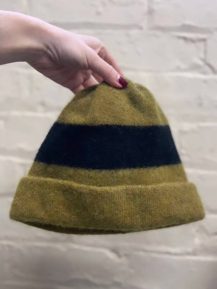 Gorro de lana Shetland para venta al por mayor de Rosana Exposito