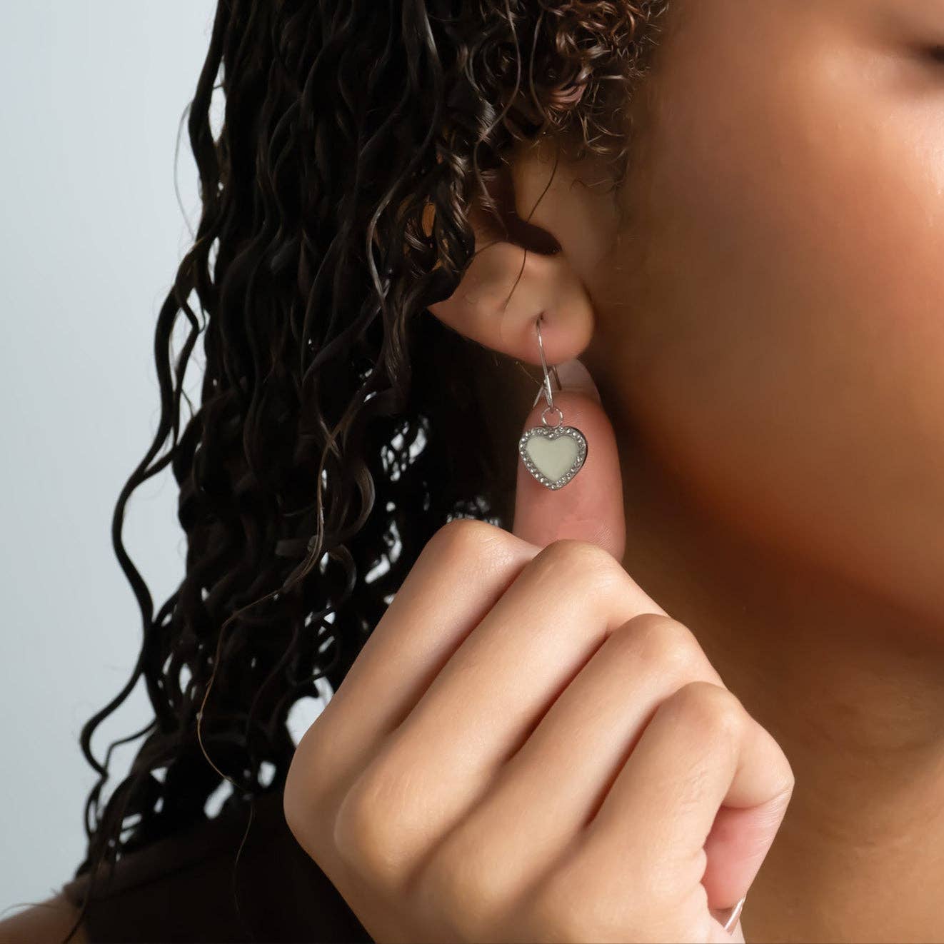 WJW – Großhandel Individueller Charm/Anhänger – 18K Gold PVD Edelstahl Perlenherz-Anhänger5