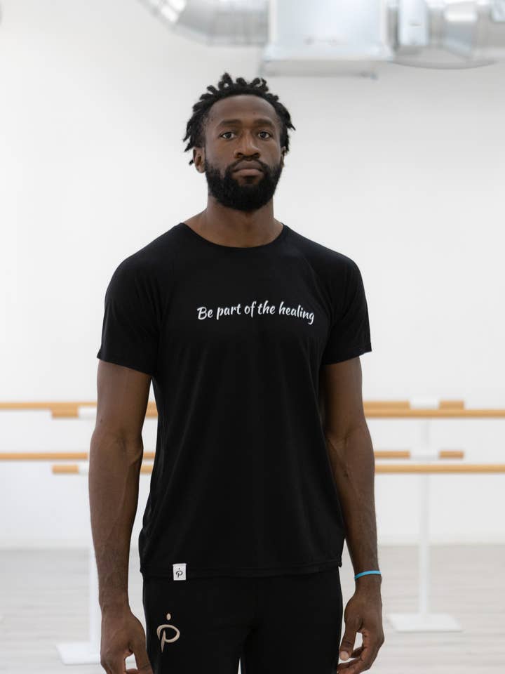 Schwarzes Unisex-T-Shirt aus 100% Tencel für den Großhandel von Planeta Incora