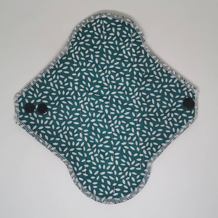 La passion d'Isis - Wholesale Feminine/Menstrual Support Drops - Washable sanitary napkin3